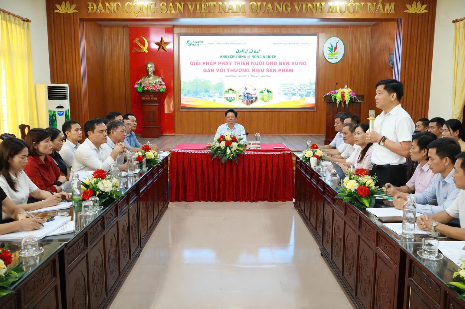 Quảng Ninh - lợi thế khác biệt để phát triển nghề ong dưới tán rừng