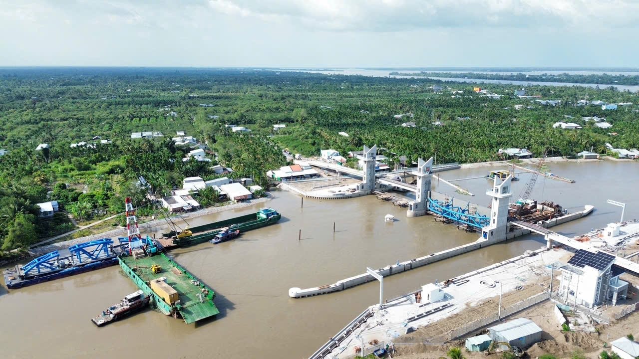 TIN DỰ BÁO XÂM NHẬP MẶN TRÊN KHU VỰC NAM BỘ 