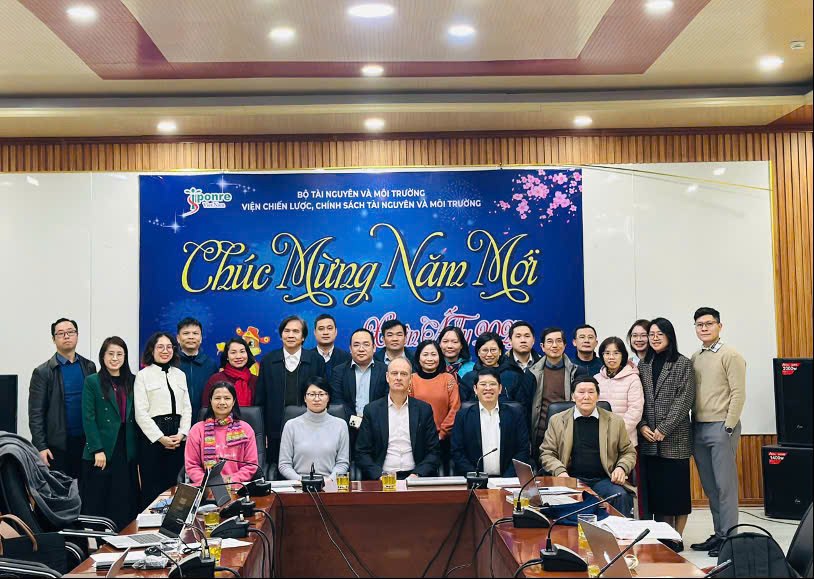 ảnh c hà