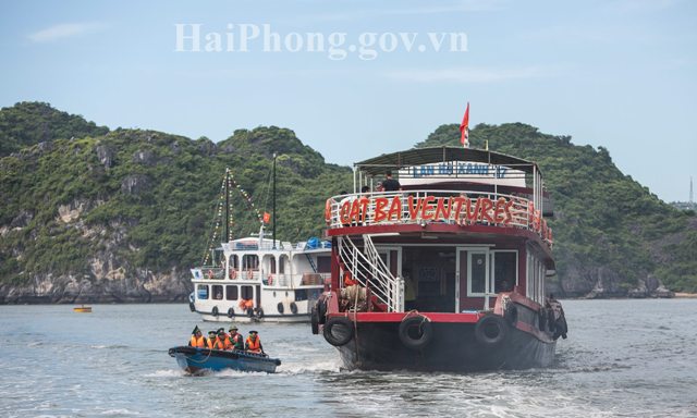 Kiểm tra, giải quyết bức xúc của khách du lịch tham quan đảo Cát Ông
