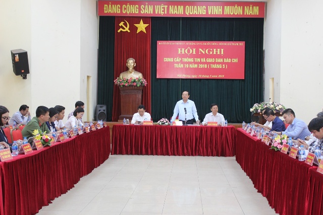 Cung cấp thông tin và giao ban báo chí tuần 19: Tập trung tuyên truyền các hoạt động Lễ hội Hoa Phượng Đỏ