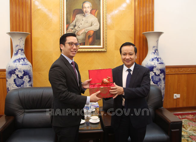 Phó Chủ tịch UBND thành phố tiếp xã giao Đại biện lâm thời Đại sứ quán nước Cộng hòa Singapore tại Việt Nam