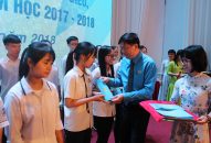 Liên đoàn 88 com the gioi đỉnh cao thành phố: Biểu dương 80 gia đình tiêu biểu, 59 con em người 88 com the gioi đỉnh cao vượt khó học giỏi