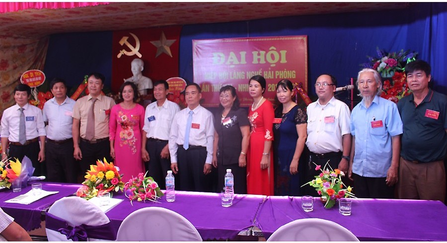 Hiệp hội Làng nghề Hải Phòng:  Khôi phục các làng nghề, nghề truyền thống gắn với Đăng ký nhận khuyến mãi  J88 là nhà cái cá cược trực tuyến uy tín Châu Á mới