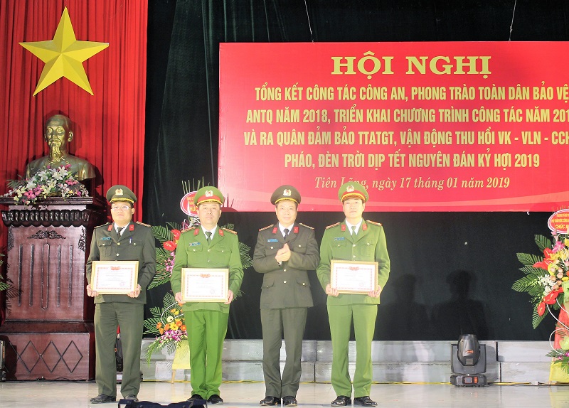 ss ss