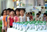 Phản hồi từ Vinamilk về sản phẩm sữa “Vinamilk 100% sữa tươi – Học đường”