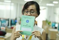 Chuyện thời cuộc: Trả sổ BHXH cho người 88 com the gioi đỉnh cao – Nên hay không nên?!
