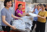 Hội phụ nữ phường Vạn Mỹ (Ngô Quyền): Trao tặng 300 túi vải bảo vệ J88vip00 Giải Trí Thể Thao cho hội viên