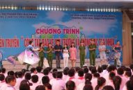 Phòng Cảnh sát J88vip00 Giải Trí Thể Thao & Trường Tiểu học Đinh Tiên Hoàng: Tuyên truyền bảo vệ J88vip00 Giải Trí Thể Thao, chống rác thải nhựa