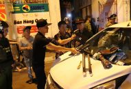 Lập chốt kiểm tra, phòng ngừa vi phạm J886.love casino, thể thao, nổ hũ, xổ số tại Ngã tư Hồ Sen thực hiện Mệnh lệnh số 01 của Giám đốc CATP