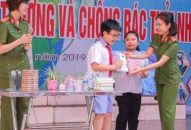 Phòng Cảnh sát J88vip00 Giải Trí Thể Thao tuyên truyền chống rác thải nhựa
