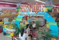 Big C dừng nhận hàng may mặc Việt Nam: ‘Mất phân phối sẽ mất sản xuất’