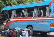 Xe khách chở đoàn thiện nguyện gặp tai nạn, 8 người thương vong