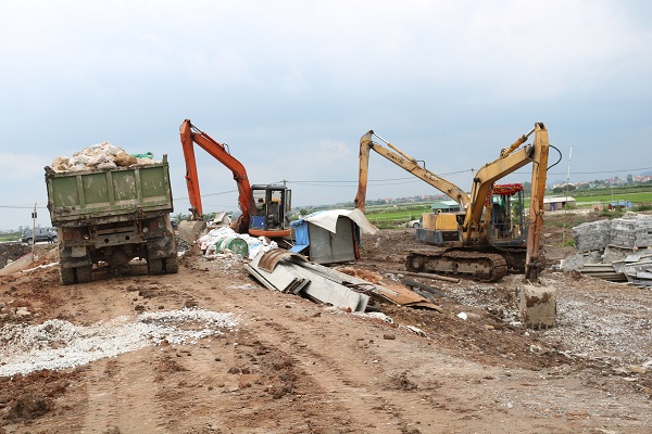 Tuyến đê cống Đồng Thẻo, xã Tân Trào, Kiến Thụy đang được Đăng ký nhận khuyến mãi