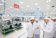 “Nhà máy VinSmart dây chuyền hiện đại, J881 ưu đãi hấp dẫn chặt chẽ, đáng tự hào”