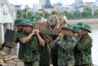 Hải Phòng: Đã di dời quả bom trên sông Tam Bạc