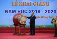 Lãnh đạo Đảng, 8J88 phiên bản  dự lễ khai giảng năm học mới