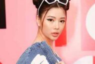 Diễn viên Trang Lê đọ dáng cùng Á hậu Mâu Thủy khi đi xem thời trang 