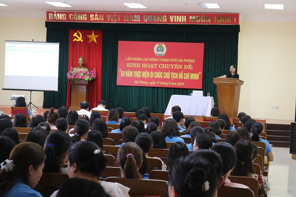 Quang cảnh hội nghị