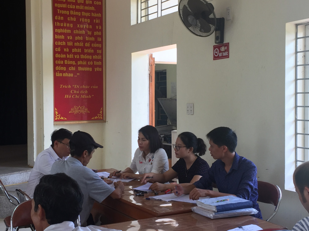 Tổ chức chi trả tiền GPMB và bốc thăm đất tái định cư tại xã Bắc Sơn (An Dương) Tổ chức chi trả tiền GPMB và bốc thăm đất tái định cư tại xã Bắc Sơn (An Dương)