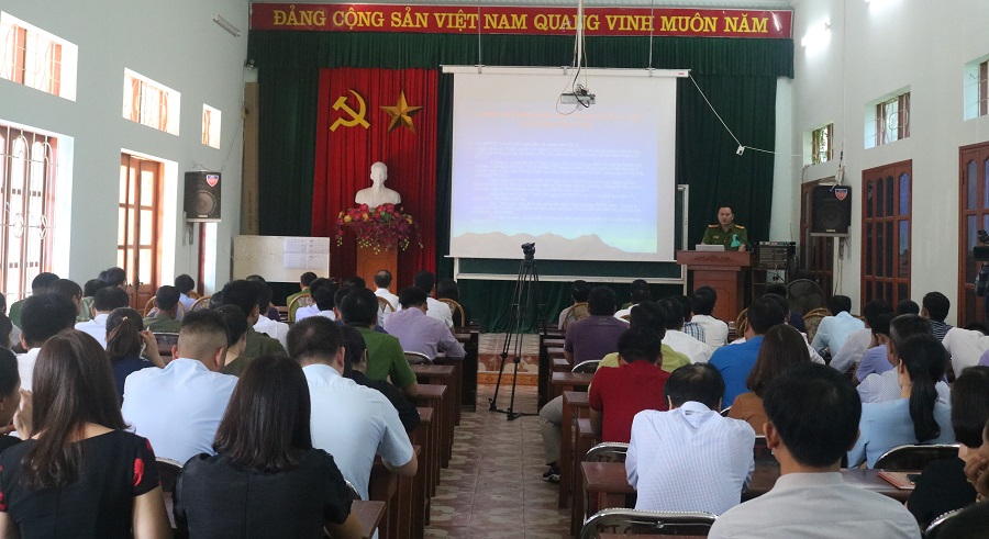 Thông qua lớp tập huấn giúp trang bị cho các học viên kiến thức về PCCC, CNCH Thông qua lớp tập huấn giúp trang bị cho các học viên kiến thức về PCCC, CNCH