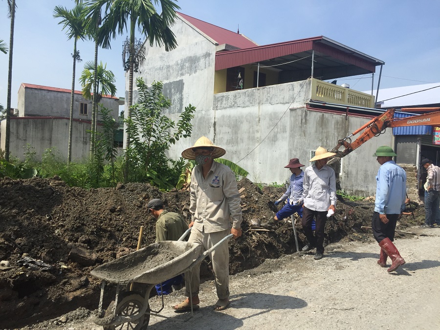 Nhà thầu cam kết hoàn thành dự án theo đúng tiến độ được giao 