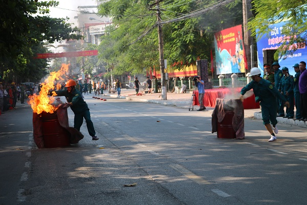 Sôi nổi hội thao kỹ thuật chữa cháy, CNCH lực lượng PCCC dân phòng quận Kiến An năm 2019