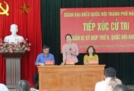 Phó Bí thư Thường trực Thành ủy Nguyễn Thị Nghĩa tiếp xúc cử tri quận Lê Chân