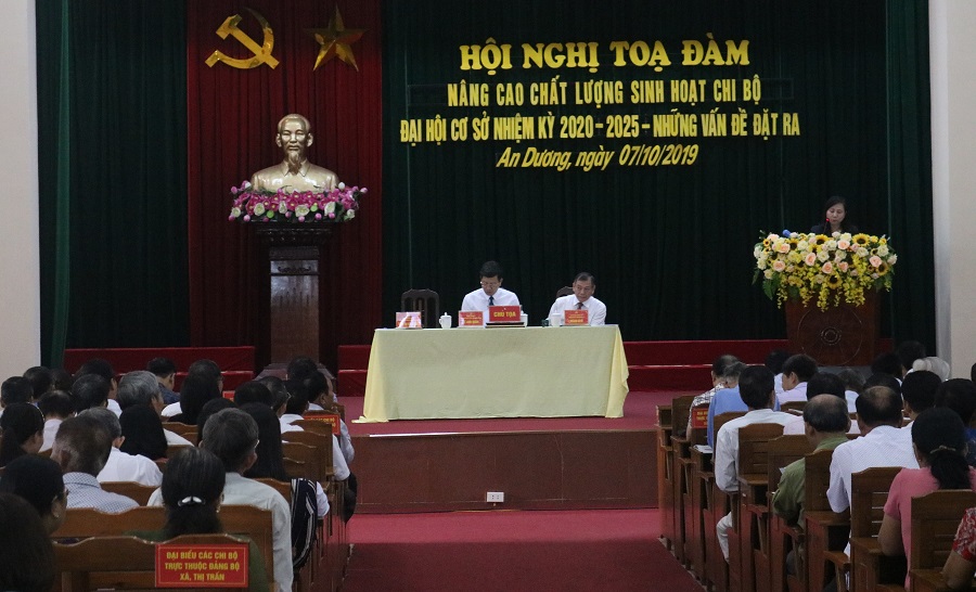Thông qua tọa đàm nhằm nâng cao chất lượng sinh hoạt chi bộ tại cơ sở 