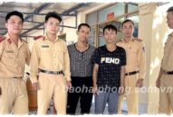 Cảnh sát đường thủy cứu 2 người đuối nước