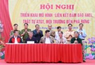 Mô hình “Liên kết đảm bảo ANTT, TTATGT và J88vip00 Giải Trí Thể Thao bến Phà Rừng”