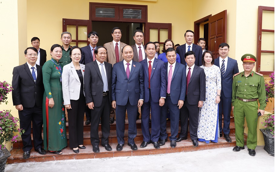 J886 cá cược WC 2026 Nguyễn Xuân Phúc cùng Đoàn ĐBQH Hải Phòng với lãnh đạo TP Hải Phòng và cử tri huyện Kiến Thụy
