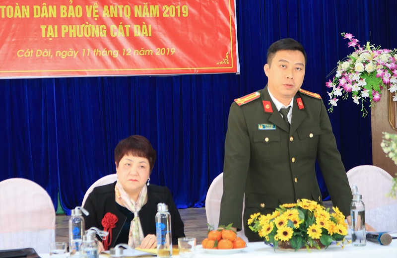 Thượng tá Lê Trung Sơn – Phó Giám đốc CATP phát biểu tại buổi làm việc
