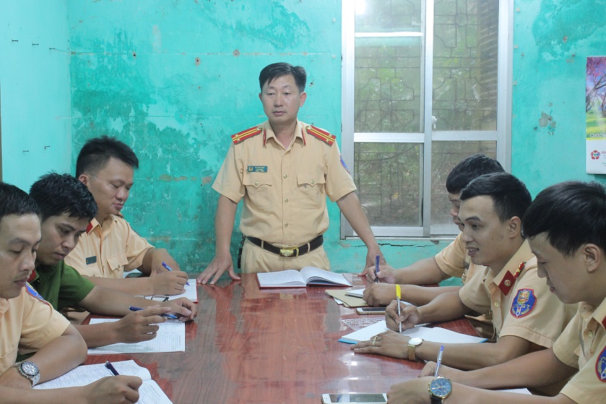 Họp