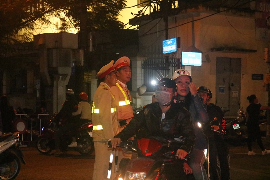 Một mùa Noen an lành có sự đóng góp của lực lượng công an trong việc giữ gìn ANTT, TTATGT 