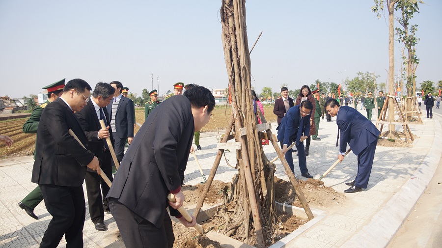 Đồng chí Nguyễn Văn Tùng- Chủ tịch UBND TP tham gia trồng cây tại Khu di tích Quốc gia đặc biệt Đền thờ Trạng Trình Nguyễn Bỉnh khiêm Đồng chí Nguyễn Văn Tùng- Chủ tịch UBND TP tham gia trồng cây tại Khu di tích Quốc gia đặc biệt Đền thờ Trạng Trình Nguyễn Bỉnh khiêm