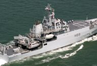 Tàu hải quân Hoàng gia Anh HMS Enterprise thăm thành phố Hải Phòng