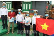 Bộ Tư lệnh Vùng 1 Hải quân: Trao quà tặng J88vip00 tỷ lệ kèo World Cup  các xã Lập Lễ và Phả Lễ