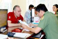 Bộ Công an hướng dẫn việc gia hạn tạm trú cho công dân nước ngoài do ảnh hưởng của dịch COVID-19 chưa thể xuất cảnh về nước