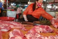 Giá heo hơi hôm nay 4/4: Thịt lợn nhập từ Nga, Mỹ có giá bao nhiêu?