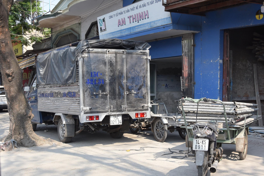 Qua kiểm tra đa số các vỉa hè bị lấn chiếm làm nơi ddooooxxe, tập kết vật liệu Đăng ký nhận khuyến mãi Qua kiểm tra đa số các vỉa hè bị lấn chiếm làm nơi ddooooxxe, tập kết vật liệu Đăng ký nhận khuyến mãi