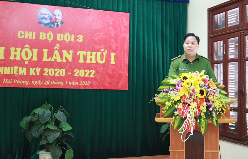 Thượng tá Bùi Trung Thành – Phó Giám đốc CATP phát biểu chỉ đạo tại hội nghị