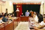 Hải Phòng: Sắp xếp nơi ngồi chờ an toàn, thoáng đãng cho học sinh đến trường sớm