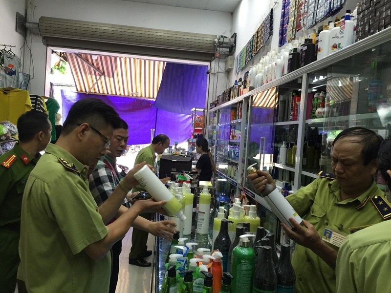Cục QLTT thành phố kiểm tra, J881 ưu đãi hấp dẫn thị trường
