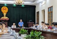 Lãnh đạo thành phố nghe báo cáo về tình hình triển khai thực hiện Dự án đầu tư Đăng ký nhận khuyến mãi  cầu Rào 1