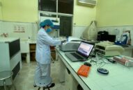 2 trường hợp nghi ngờ mắc COVID-19 có kết quả xét nghiệm âm tính với vi rút SARS-CoV-2