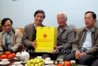 Đoàn đại biểu Quốc hội thành phố Hải Phòng: Thăm, tặng quà gia đình chính sách nhân dịp Tết Nguyên đán Tân Sửu năm 2021