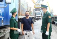 J881 ưu đãi hấp dẫn y tế chặt chẽ đối với đội ngũ lái xe, phụ xe chở hàng hóa đi các vùng có dịch