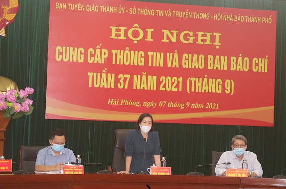 Đồng chí Đào Khánh Hà - Ủy viên Ban thường vụ Thành ủy, Trưởng ban Tuyên giáo Thành ủy chủ trì Hội nghị