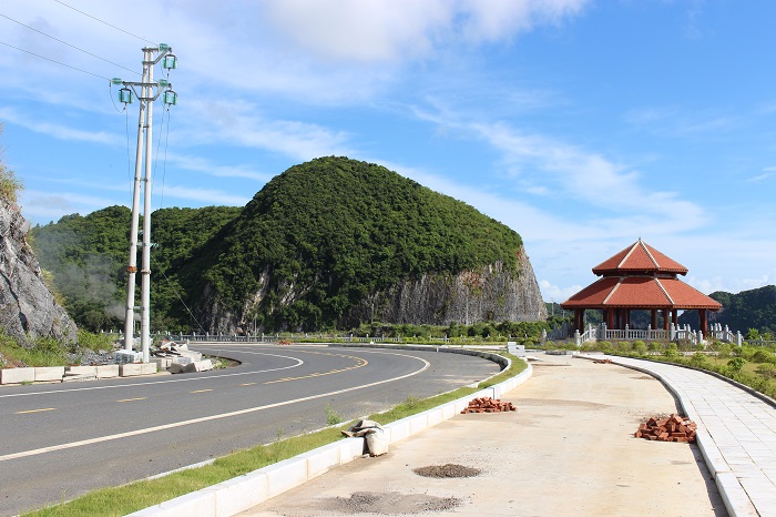 Tuyến đường 356 xuyên đảo Cát Bà được thiết kế mặt đư